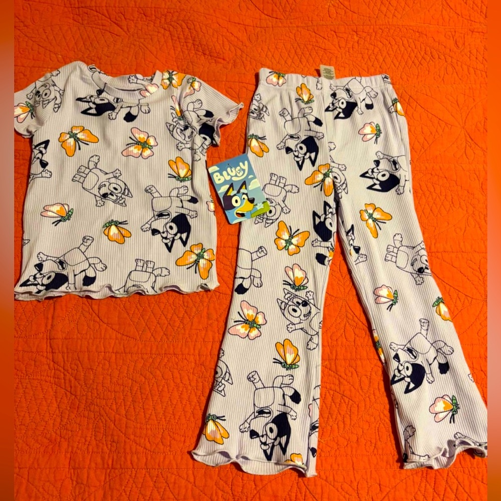 Bluey two-piece set ribbed shirt and long pants toddler girl size 4T - NEW